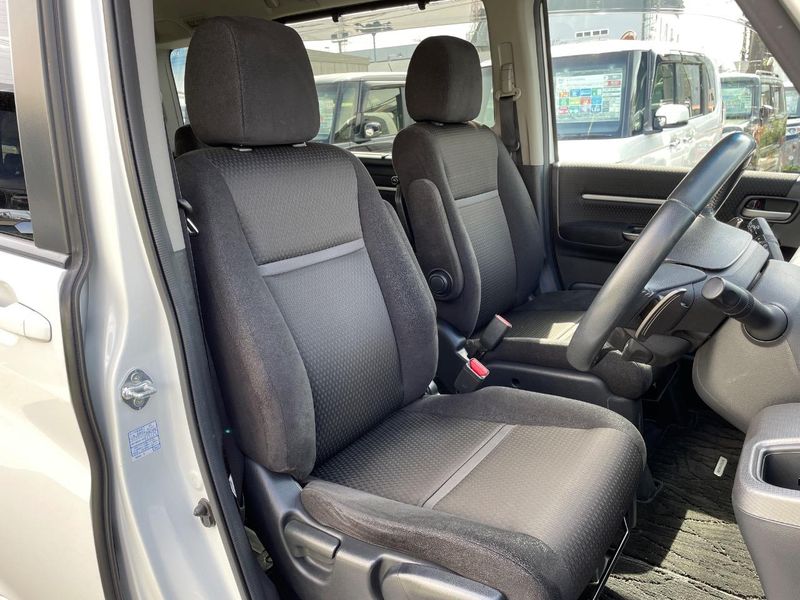 2019 Honda Stepwgn Spada DBA-RP3 (UW-6a7be5ac1117c)[19]