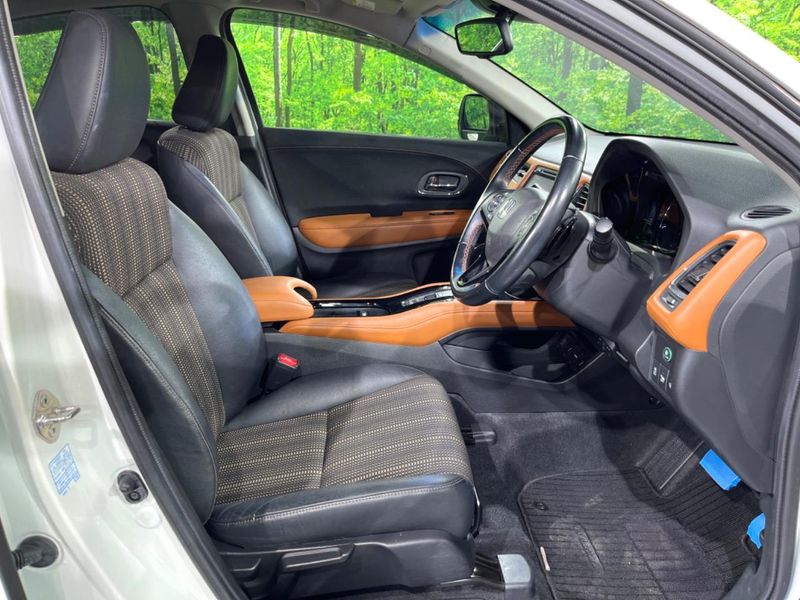 2015 Honda Vezel DAA-RU3 (UW-6a7be5b537363)[27]