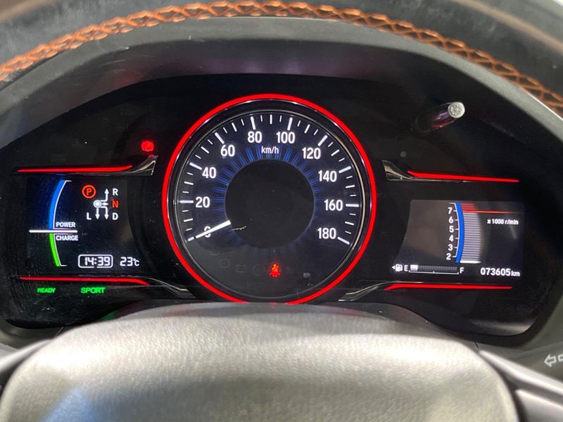 2015 Honda Vezel DAA-RU3 (UW-6a7be5b537363)[20]
