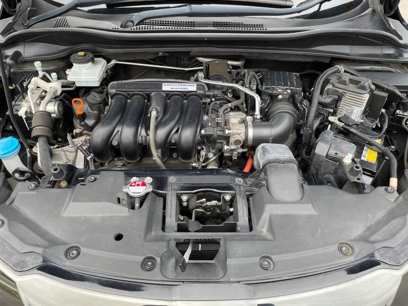 2017 Honda Vezel DAA-RU3 (UW-6a7be5b6be153)[15]