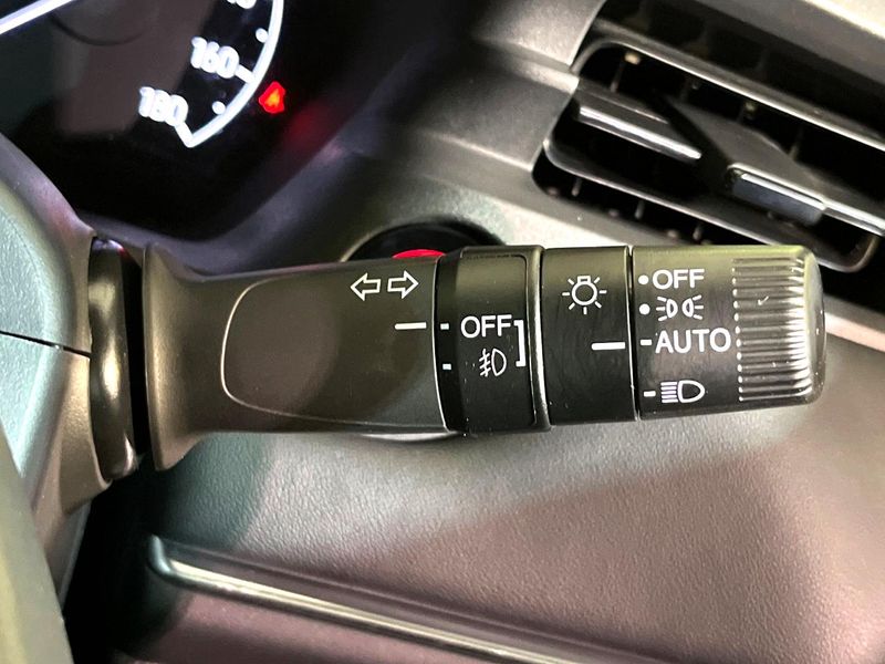 2021 Honda Vezel 6AA-RV5 (UW-6a7be5bc5a8c4)[28]