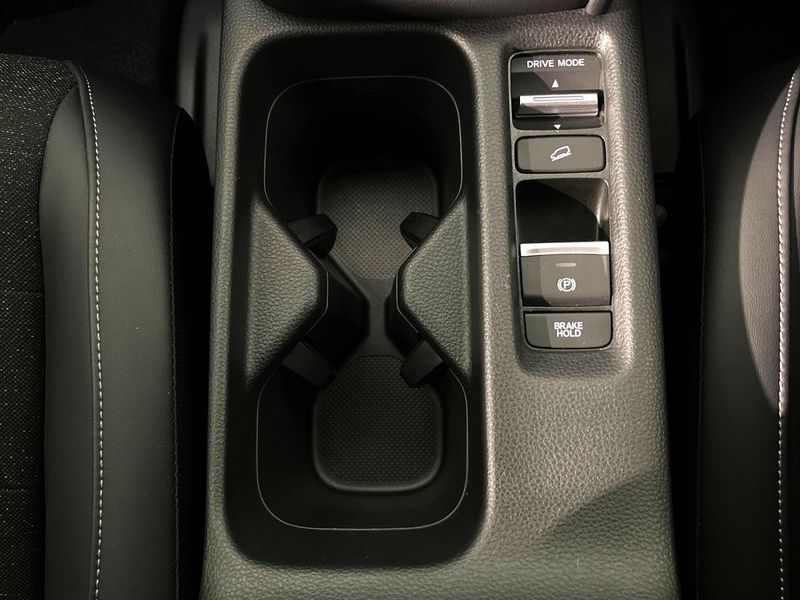 2021 Honda Vezel 6AA-RV5 (UW-6a7be5bc5a8c4)[20]