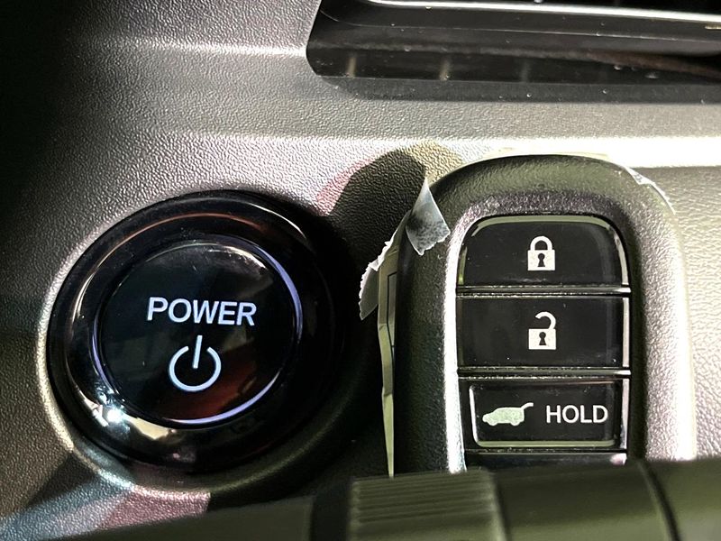 2021 Honda Vezel 6AA-RV5 (UW-6a7be5bc5a8c4)[13]