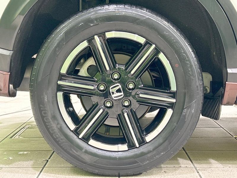 2022 Honda Vezel 6AA-RV5 (UW-6a7be5bf74113)[14]