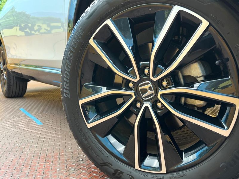 2024 Honda Vezel 6AA-RV5 (UW-6a7be5c3e8b5d)[15]