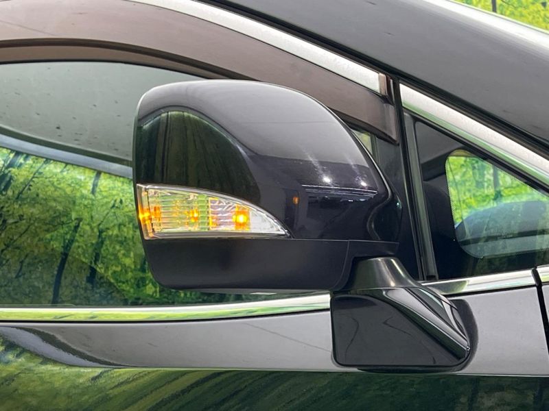 2010 Nissan Elgrand DBA-TE52 (UW-6a7be5ee1b696)[10]