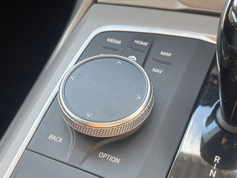 2019 BMW 3 Series 3DA-5V20 (UW-6a7be6197a450)[12]