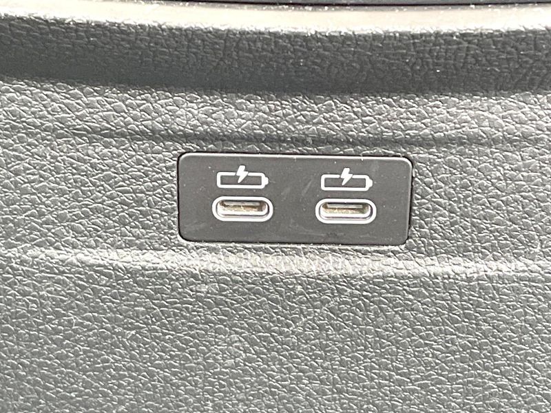 2020 BMW 2 Series LDA-2C20 (UW-6a7be619c048d)[23]