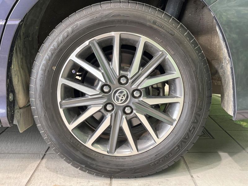 2017 Toyota Noah DBA-ZRR80W (UW-6a7be642e544f)[14]