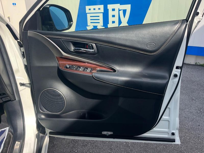 2016 Toyota Harrier DBA-ZSU60W (UW-6a7be654cea12)[16]