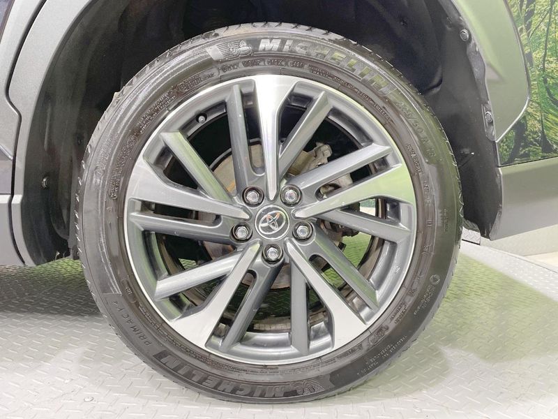 2021 Toyota Corolla Cross 6AA-ZVG15 (UW-6a7be65fc872c)[22]