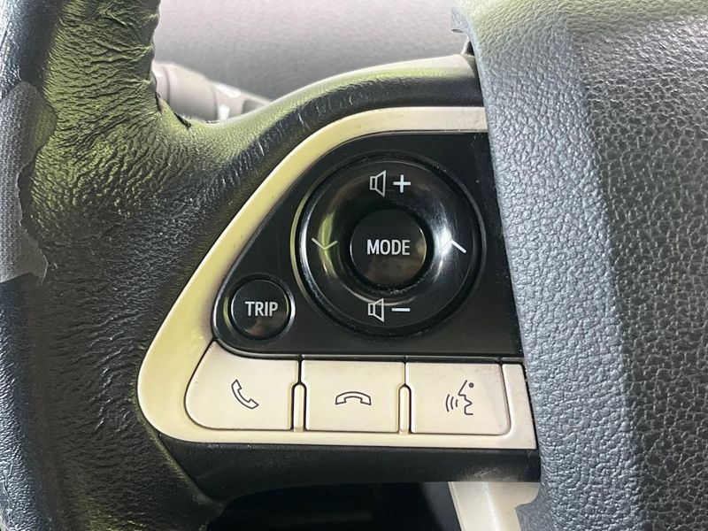 2017 Toyota Prius DAA-ZVW50 (UW-6a7be66d04f98)[14]