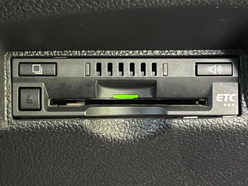 2017 Toyota Prius DAA-ZVW50 (UW-6a7be66d04f98)[25]