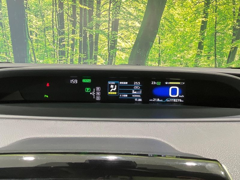 2017 Toyota Prius DAA-ZVW50 (UW-6a7be66d04f98)[19]