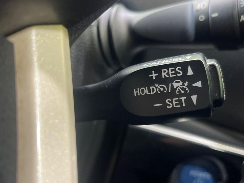 2017 Toyota Prius DAA-ZVW50 (UW-6a7be66d04f98)[16]
