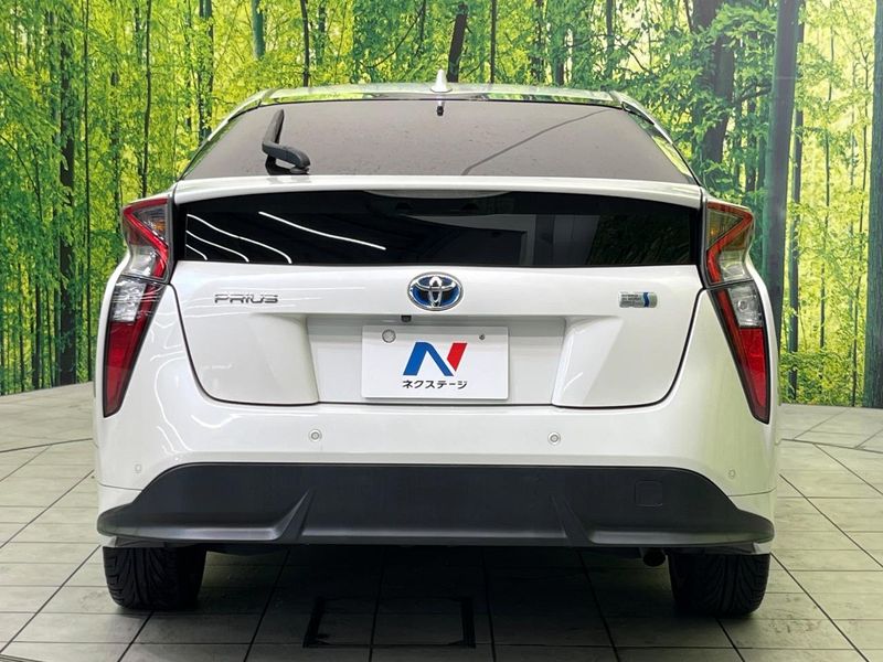 2018 Toyota Prius DAA-ZVW51 (UW-6a7be6717dc21)[9]