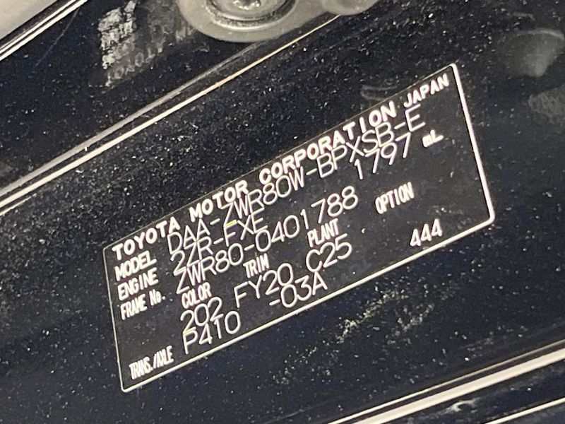 2019 Toyota Voxy DAA-ZWR80W (UW-6a7be68430a20)[1]