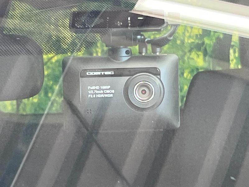 2019 Toyota Voxy DAA-ZWR80W (UW-6a7be68430a20)[12]