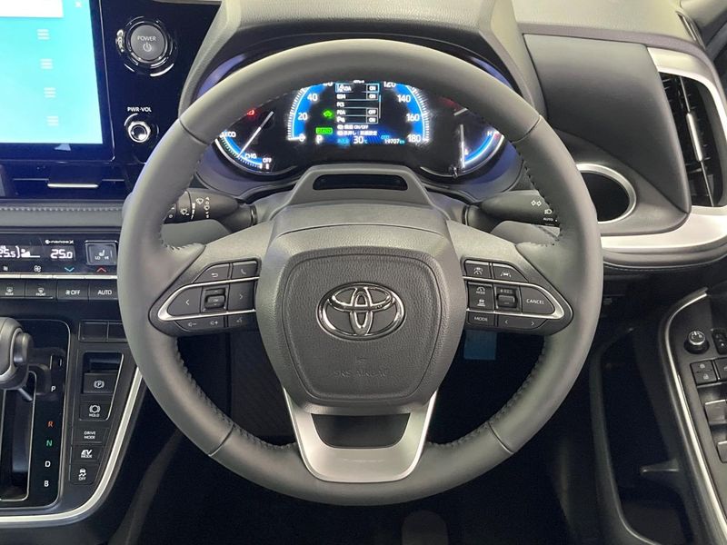 2024 Toyota Voxy 6AA-ZWR90W (UW-6a7be68d2511b)[17]