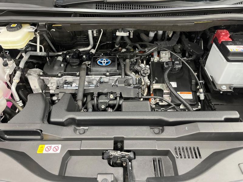 2024 Toyota Voxy 6AA-ZWR90W (UW-6a7be68d2511b)[5]