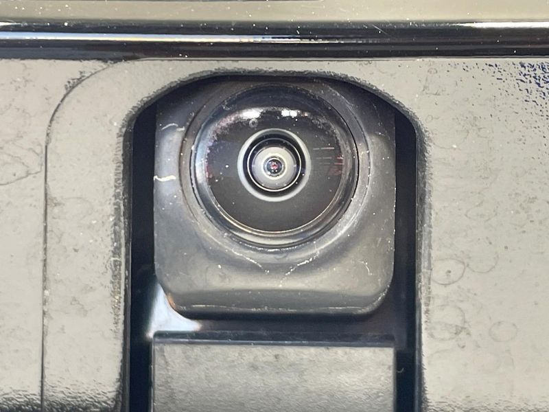 2024 Toyota Voxy 6AA-ZWR90W (UW-6a7be68f18ff3)[19]