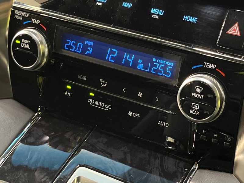 2019 Toyota Alphard DBA-AGH30W (UW-6a7d33d7a2f82)[23]