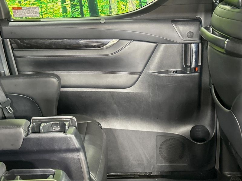 2020 Toyota Alphard 3BA-AGH30W (UW-6a7d33da001db)[22]