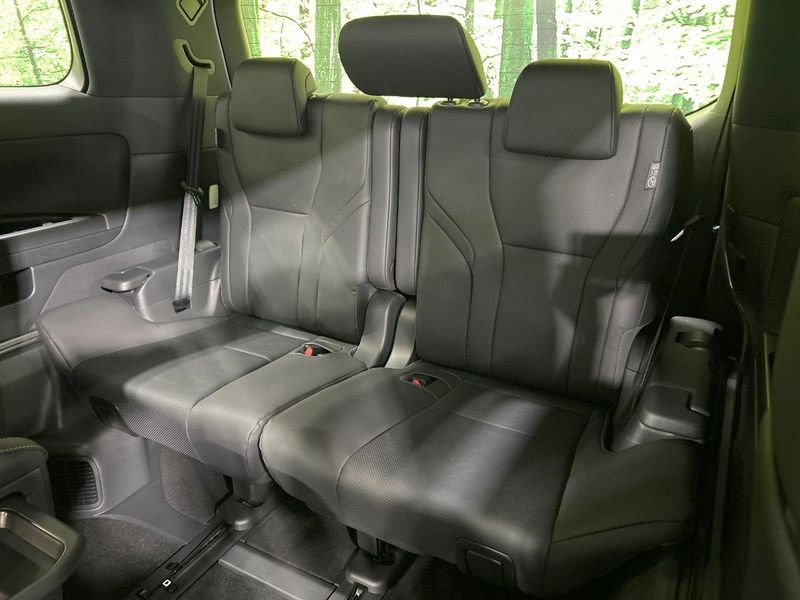 2025 Toyota Alphard 3BA-AGH40W (UW-6a7d33efd3caa)[22]