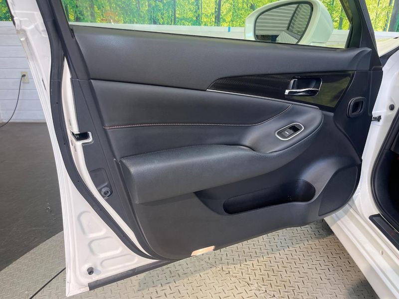 2015 Toyota Crown Hybrid DAA-AWS210 (UW-6a7d33fc6c28c)[16]