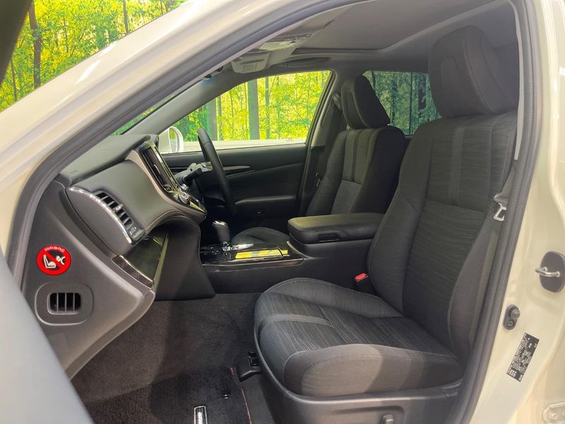 2015 Toyota Crown Hybrid DAA-AWS210 (UW-6a7d33fc6c28c)[17]