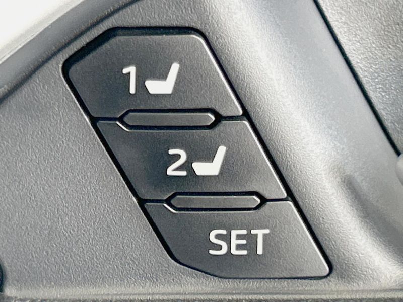 2025 Toyota RAV4 6AA-AXAH54 (UW-6a7d33feacf06)[25]