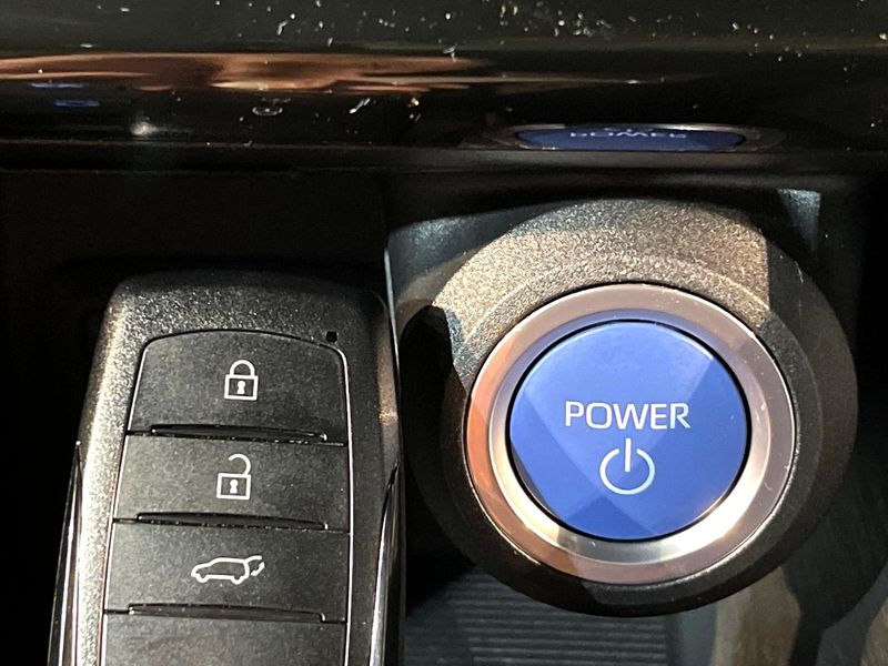 2020 Toyota Harrier Hybrid 6AA-AXUH85 (UW-6a7d340f7f924)[15]