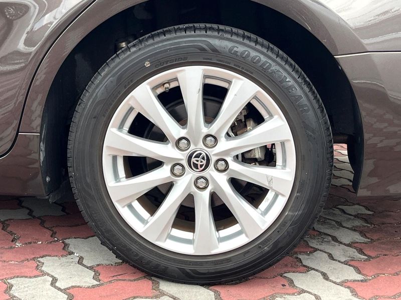 2020 Toyota Camry DAA-AXVH70 (UW-6a7d3411dcebf)[17]