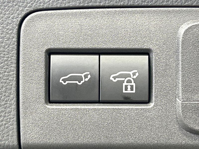 2024 Toyota Crown Sports 6AA-AZSH36W (UW-6a7d3420ba0f4)[26]