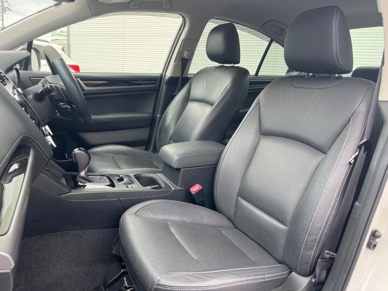 2017 Subaru Legacy B4 DBA-BN9 (UW-6a7d344fa6861)[27]