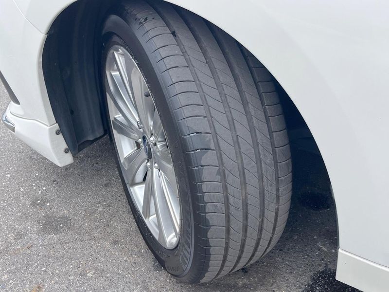 2017 Subaru Legacy B4 DBA-BN9 (UW-6a7d344fa6861)[5]
