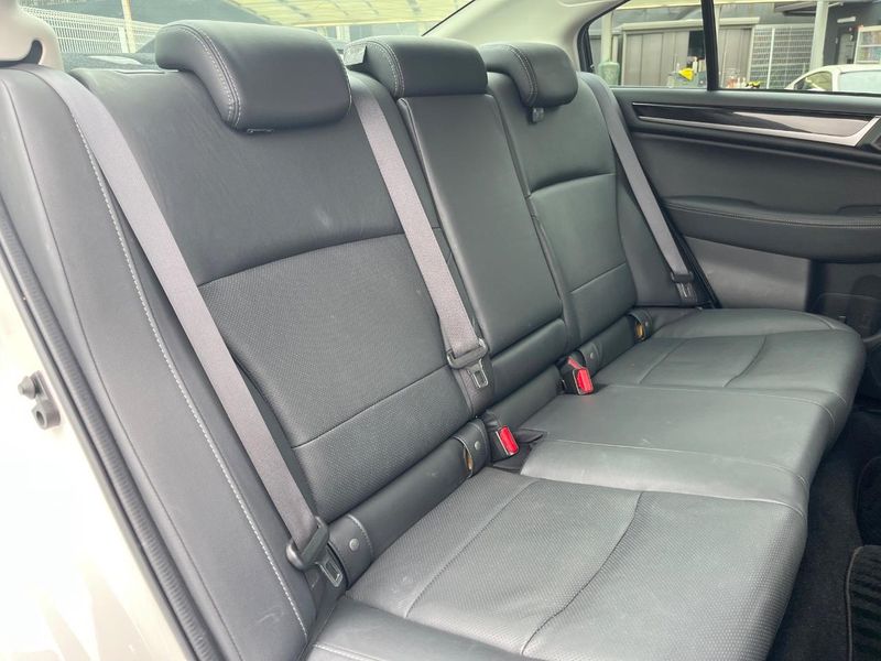 2017 Subaru Legacy B4 DBA-BN9 (UW-6a7d344fa6861)[28]