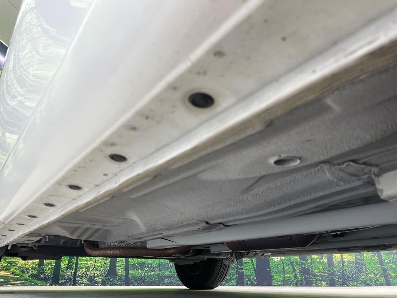 2018 Nissan Note DBA-E12 (UW-6a7d3479cdf68)[22]