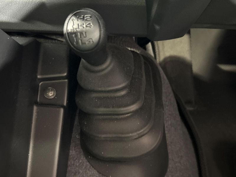 2025 Toyota Land Cruiser 70 3DA-GDJ76W (UW-6a7d349caa122)[24]