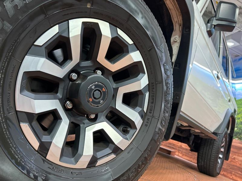 2025 Toyota Land Cruiser 70 3DA-GDJ76W (UW-6a7d349caa122)[7]