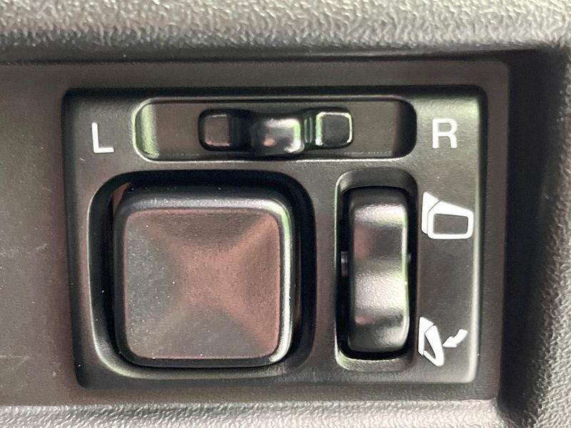 2023 Suzuki Jimny 3BA-JB64W (UW-6a7d34f7d2116)[28]