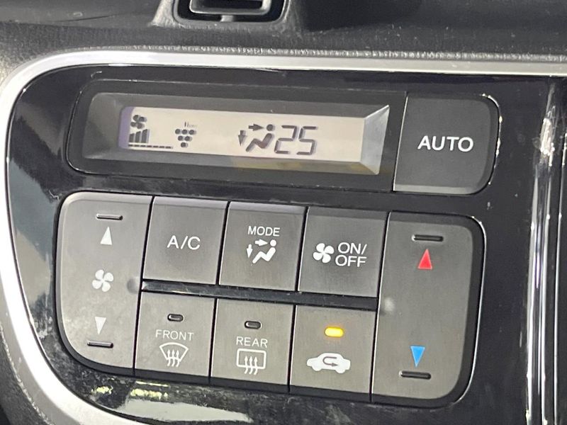 2016 Honda N-BOX CUSTOM DBA-JF1 (UW-6a7d350baa574)[19]
