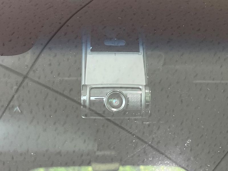 2018 Honda N-BOX CUSTOM DBA-JF3 (UW-6a7d35180e0d2)[29]