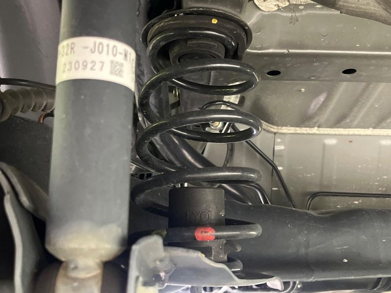 2023 Honda N-BOX CUSTOM 6BA-JF5 (UW-6a7d353e52f9f)[20]