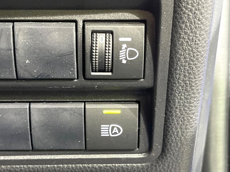 2020 Toyota Yaris 5BA-KSP210 (UW-6a7d356ec7ca2)[12]