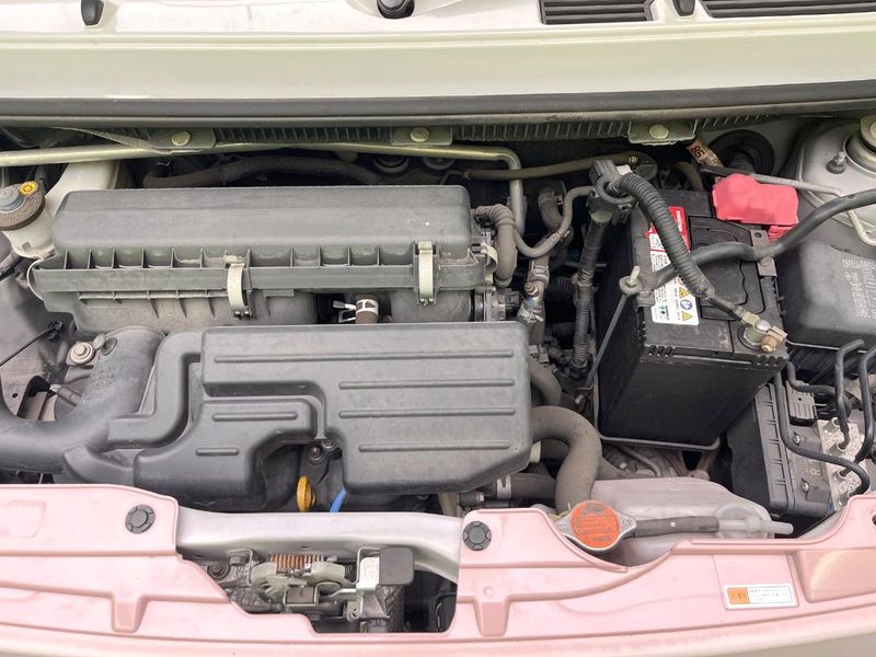 2013 Daihatsu Mira Cocoa DBA-L675S (UW-6a7d3575893bb)[4]