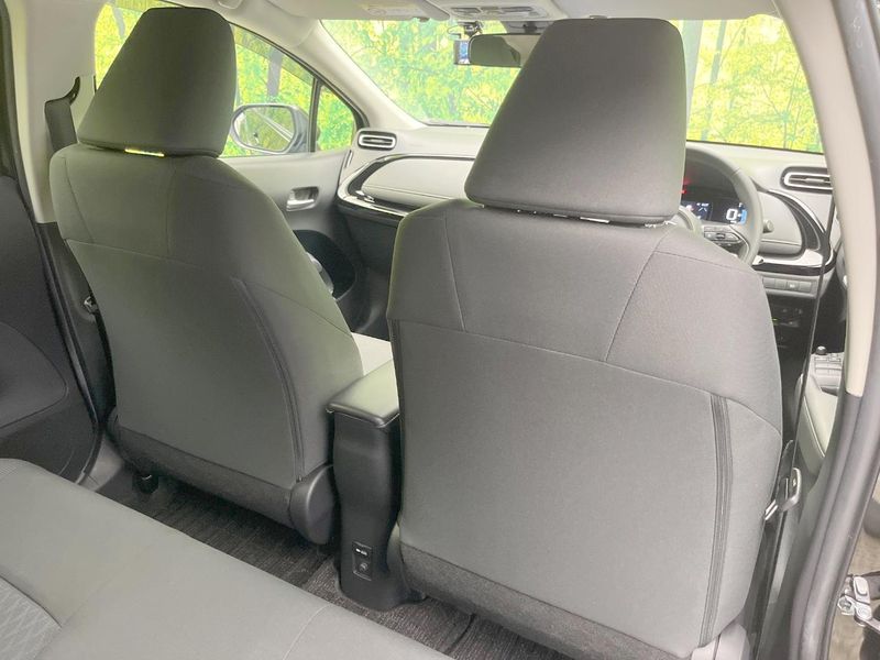 2023 Toyota Aqua 6AA-MXPK11 (UW-6a7d3656609ba)[25]
