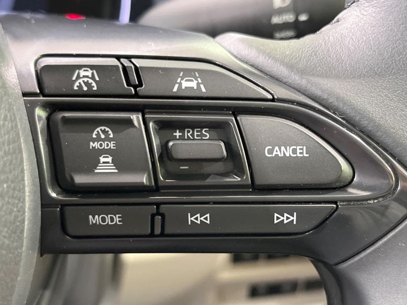 2024 Toyota Sienta 6AA-MXPL10G (UW-6a7d365d7a5a3)[27]