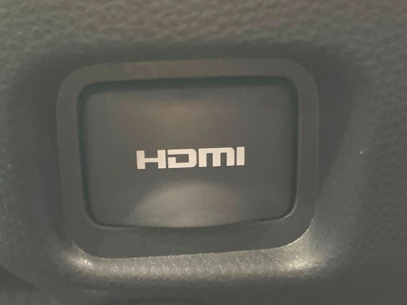 2024 Toyota Voxy 6BA-MZRA90W (UW-6a7d36806363c)[23]