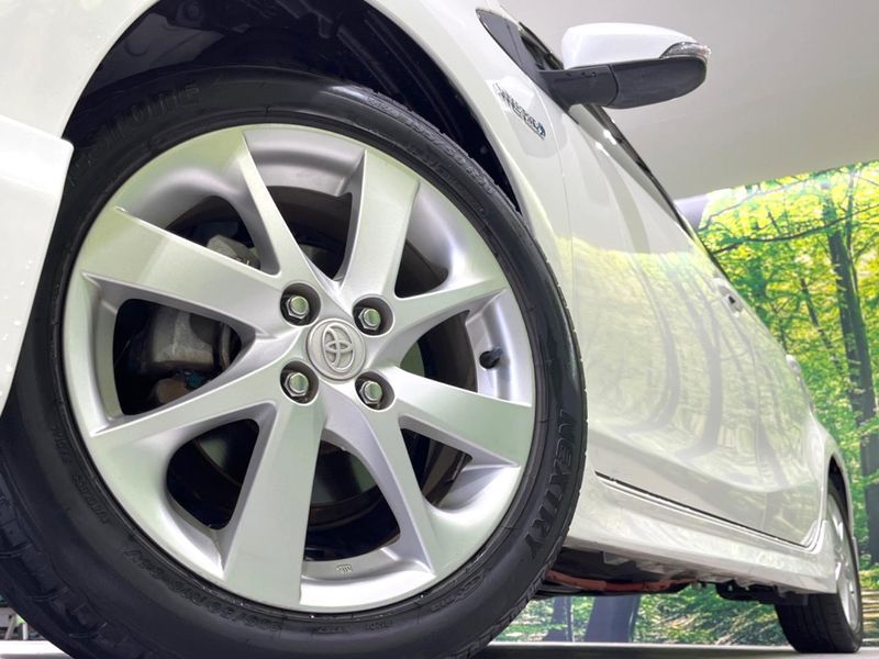 2015 Toyota Aqua DAA-NHP10 (UW-6a7d368b006aa)[10]